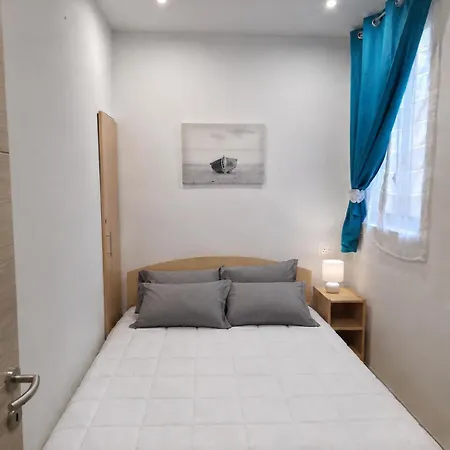 2-bedroom Modern In Xlendi,gozo